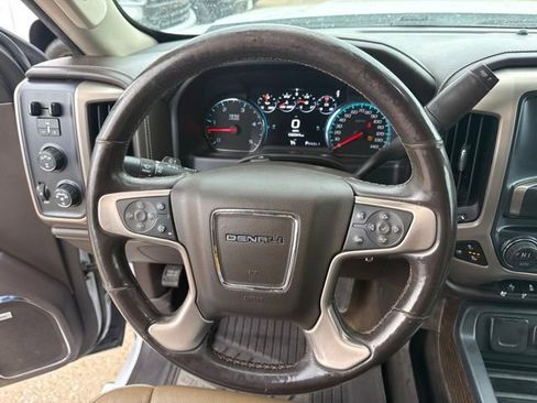 Used 2018 GMC Sierra 2500 Denali w/ Duramax Plus Package AWD/4WD image 14
