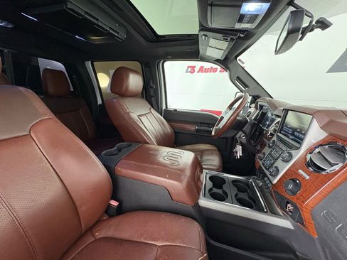 Used 2014 Ford F250 King Ranch w/ King Ranch w/Chrome Package image 37