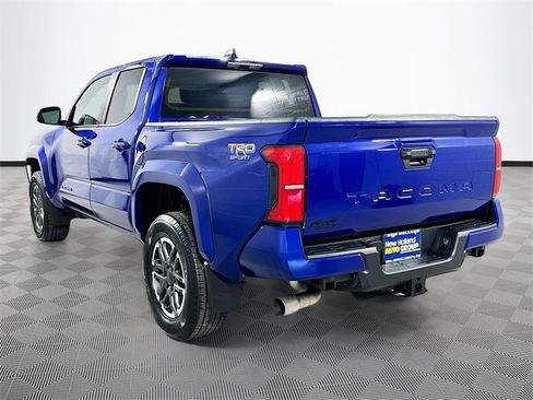 Used 2024 Toyota Tacoma 4x4 Double Cab image 11