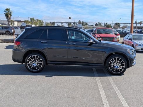Used 2022 Mercedes-Benz GLC 300 image 4