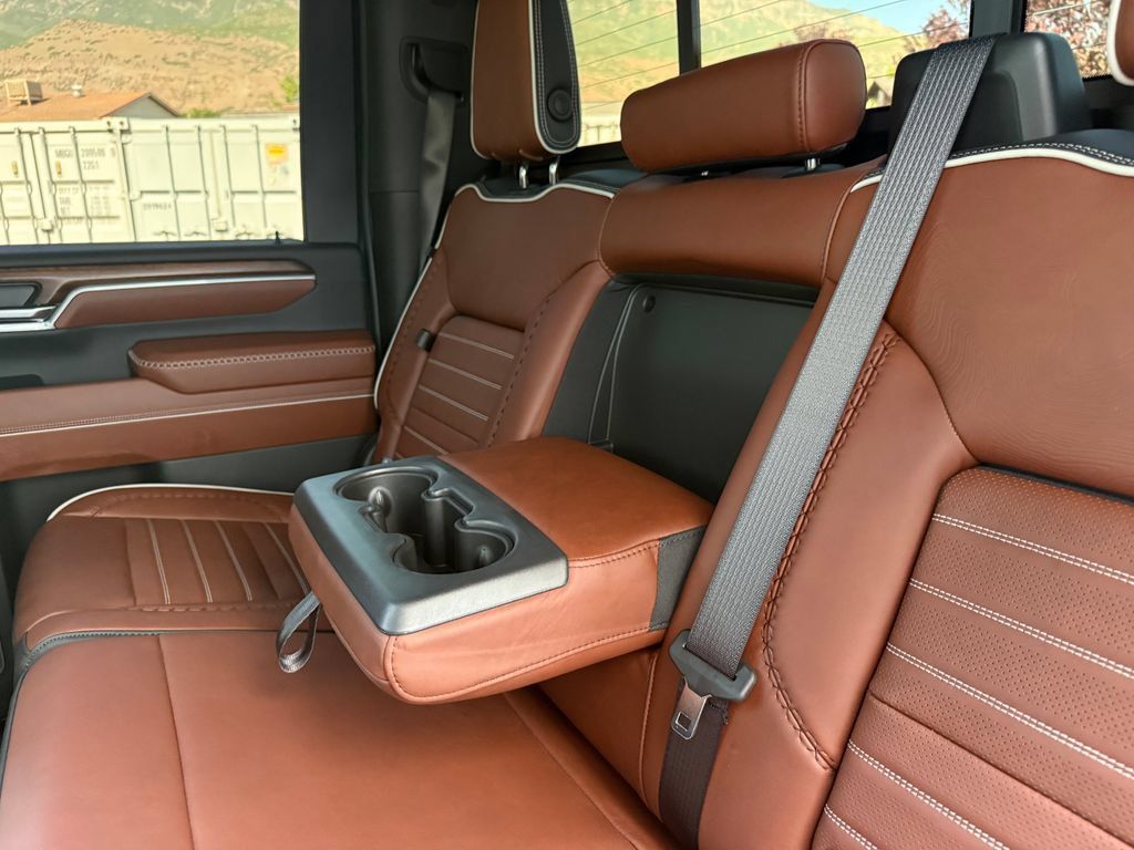Used 2026 GMC Sierra 3500 Denali Ultimate AWD/4WD image 41