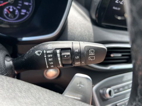 Used 2023 Hyundai Santa Fe SEL image 23