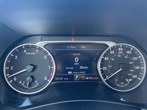 Used 2025 Nissan Sentra SV image 38