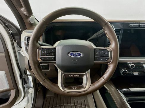 Used 2024 Ford F350 King Ranch AWD/4WD image 11