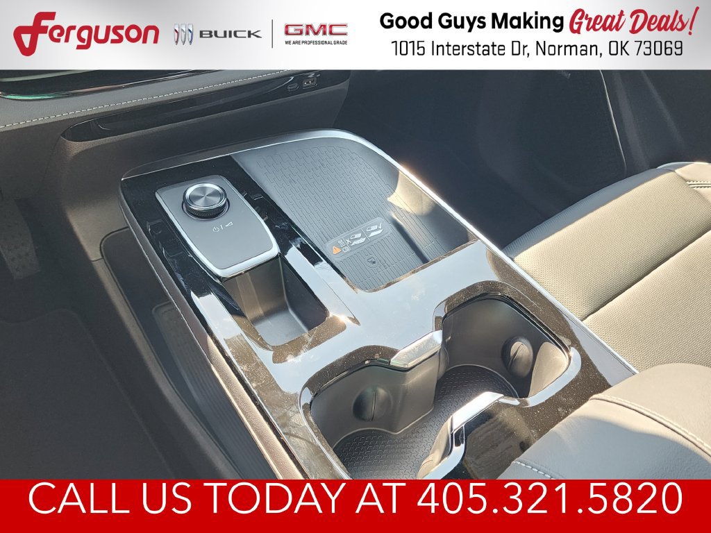New 2027 Buick Enclave Preferred w/ Power Package FWD image 31