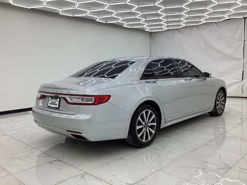 Used 2017 Lincoln Continental Premiere image 11