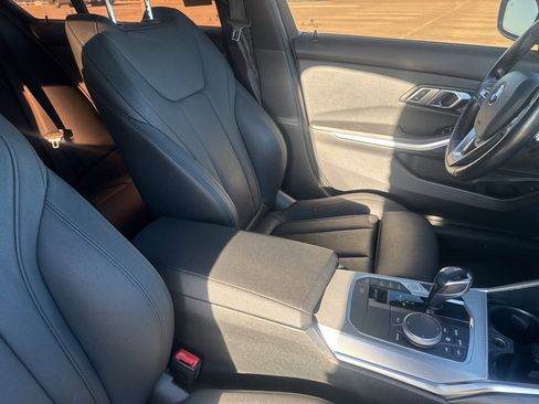 Used 2021 BMW 330i Sedan w/ Convenience Package image 19