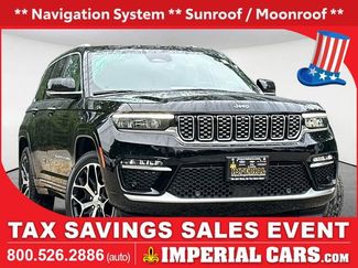 Used 2022 Jeep Grand Cherokee Summit AWD/4WD video 1