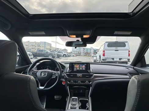 Used 2020 Honda Accord Sport image 18