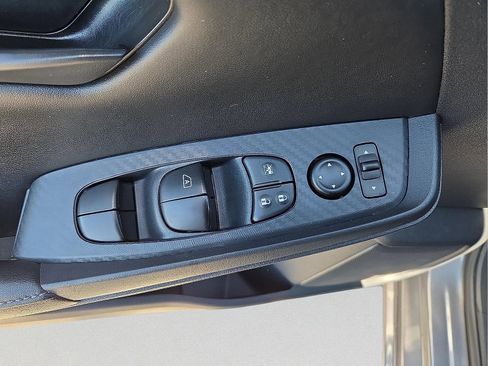 Used 2025 Nissan Sentra S image 14