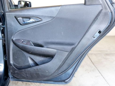 Used 2019 Chevrolet Malibu Hybrid FWD image 15