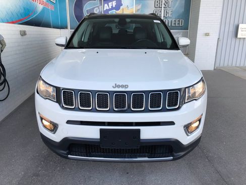 Used 2019 Jeep Compass Limited AWD/4WD image 2
