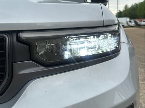 Used 2022 Jeep Grand Cherokee Trailhawk image 9