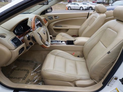 Used 2007 Jaguar XK Convertible image 11