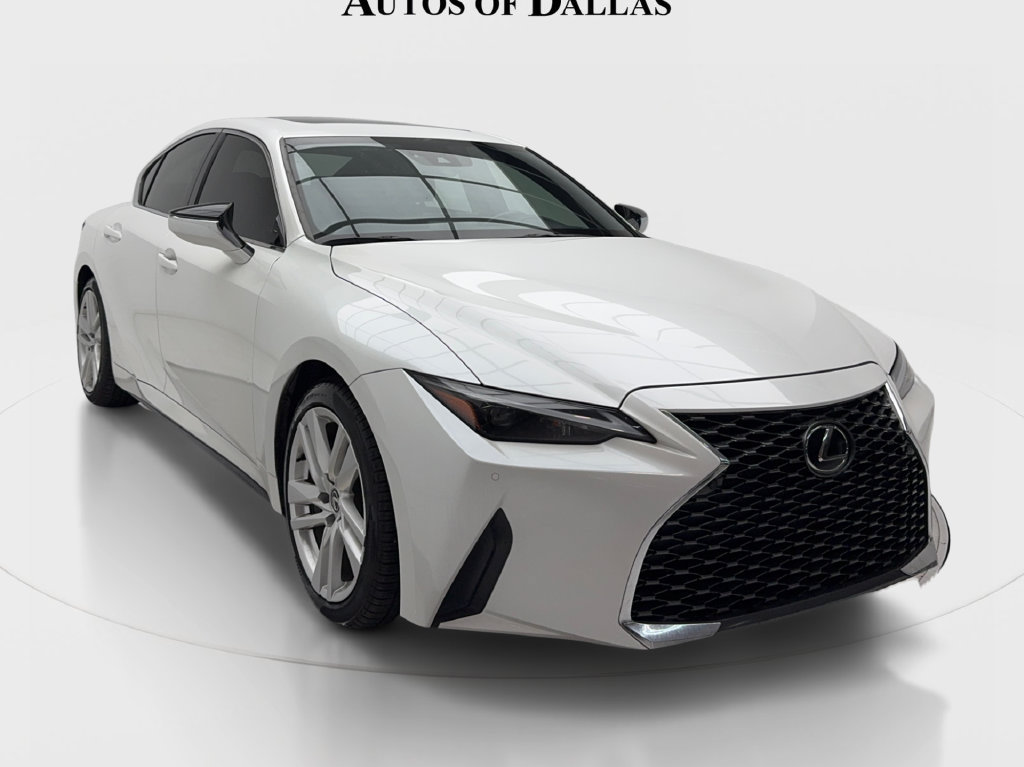 Used 2023 Lexus IS 300 w/ Comfort Package RWD image 3