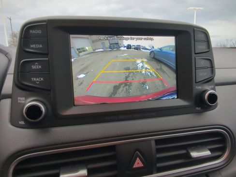 Used 2021 Hyundai Kona SEL Plus image 16