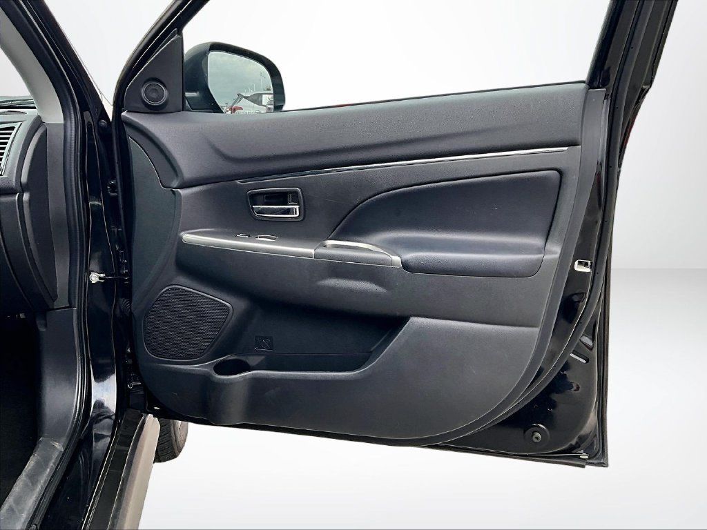 Used 2024 Mitsubishi Outlander Sport AWD image 25