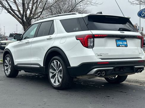 Certified 2025 Ford Explorer Platinum w/ Ultimate Package image 6