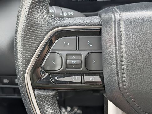 Used 2024 Toyota Tundra Limited AWD/4WD image 26
