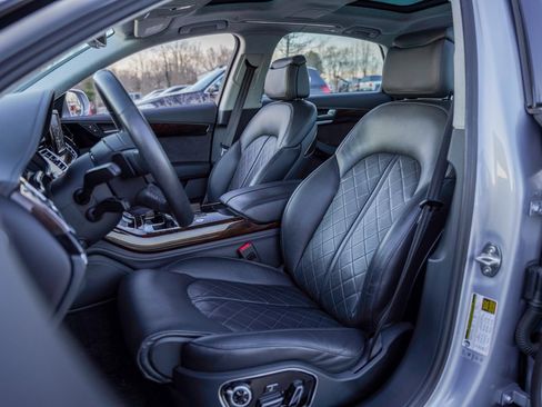 Used 2018 Audi A8 L 4.0T image 17