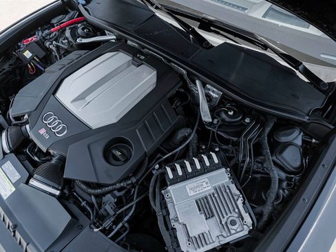 Used 2021 Audi RS 6 AWD/4WD image 17