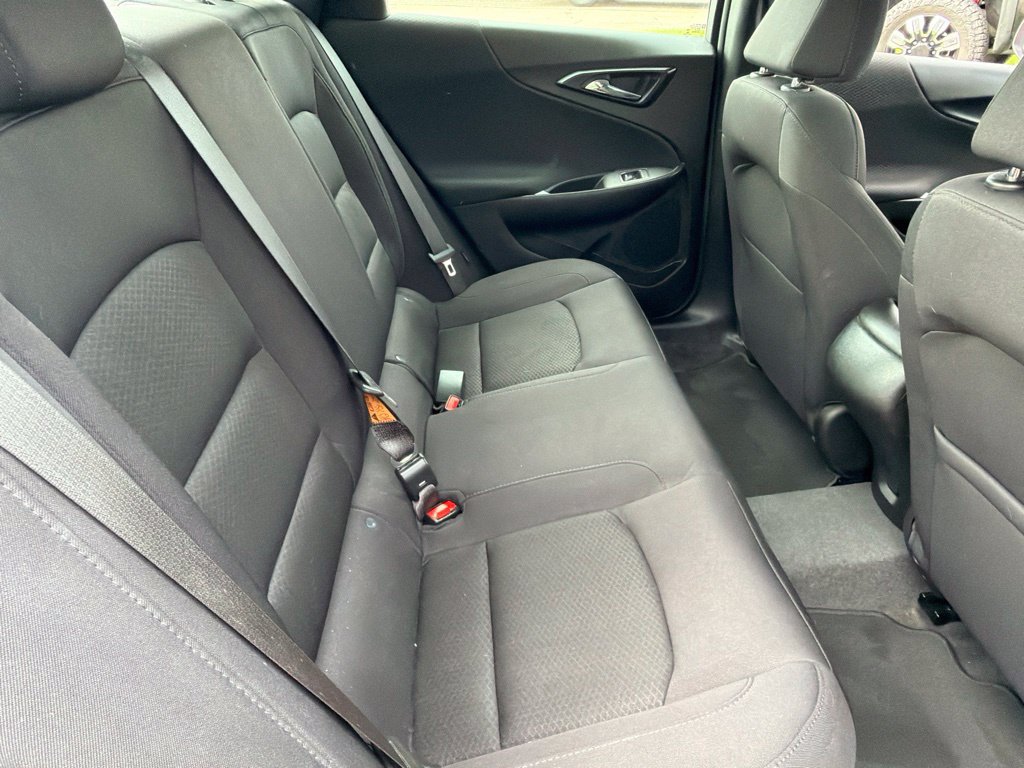 Used 2024 Chevrolet Malibu RS FWD image 18