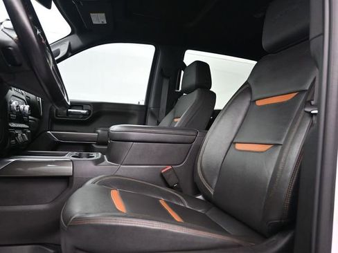 Used 2022 GMC Sierra 1500 AT4 w/ AT4 Preferred Package AWD/4WD image 12