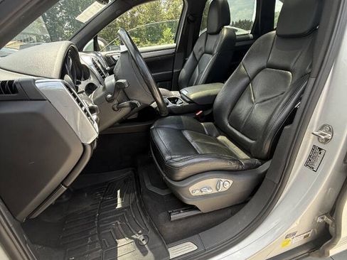 Used 2013 Porsche Cayenne S AWD/4WD image 10