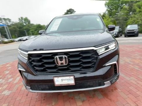 Certified 2025 Honda Pilot EX-L image 4