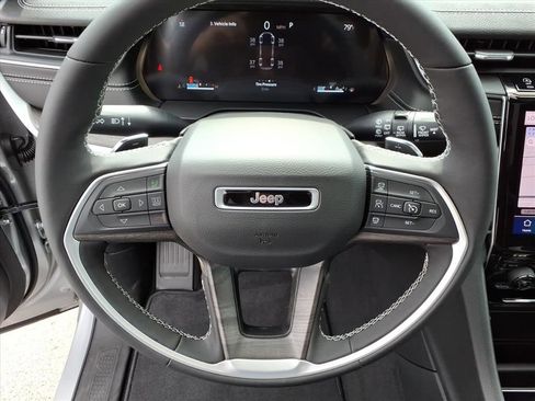 New 2025 Jeep Grand Cherokee L Limited w/ Black Appearance Package image 13