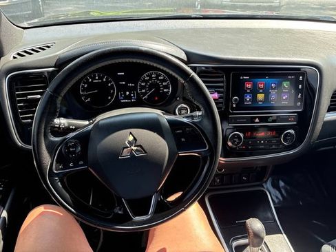 Used 2019 Mitsubishi Outlander LE AWD/4WD image 10