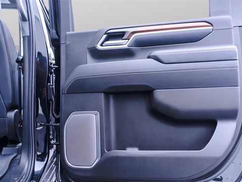 Used 2025 GMC Sierra 2500 Denali w/ Denali Reserve Package image 34