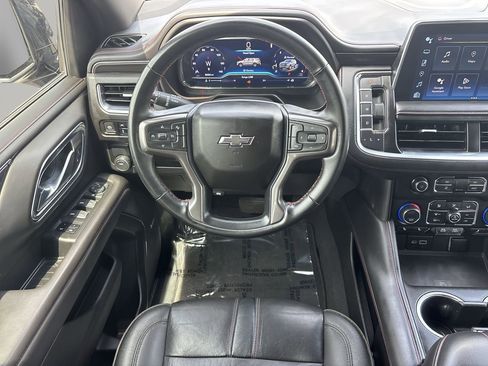 Used 2023 Chevrolet Suburban RST RWD image 14