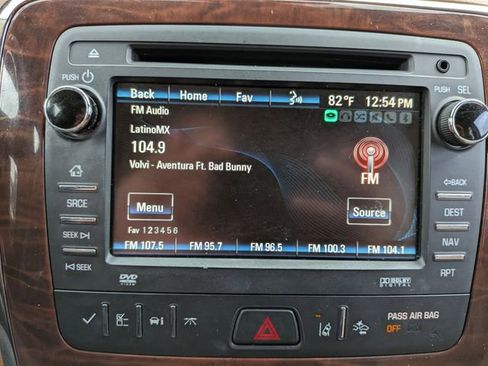 Used 2015 Buick Enclave Premium w/ Experience Buick Package FWD image 19