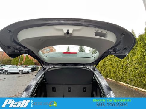 Used 2022 Chevrolet Bolt LT w/ Infotainment Package image 55