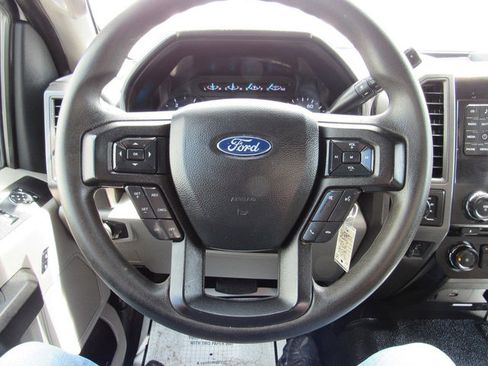 Used 2018 Ford F550 4x4 Regular Cab Super Duty image 25