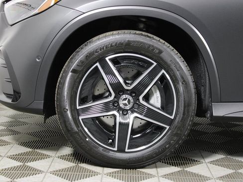 Certified 2026 Mercedes-Benz GLC 300 4MATIC image 32