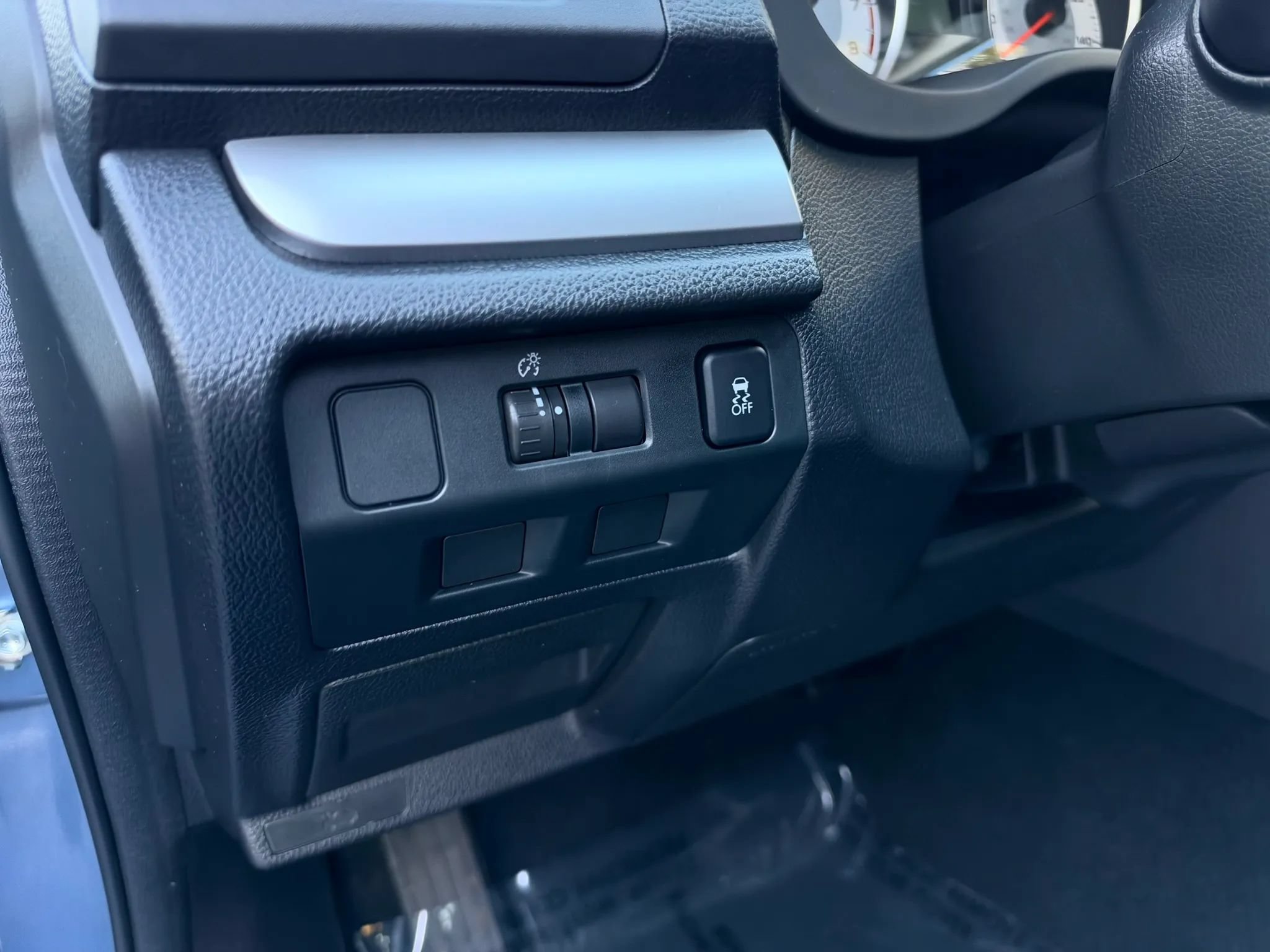 Used 2014 Subaru Impreza 2.0i AWD/4WD image 43