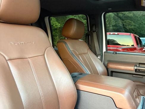 Used 2015 Ford F250 Platinum AWD/4WD image 40