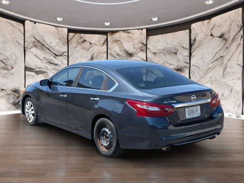 Used 2018 Nissan Altima 2.5 S w/ S Convenience Package FWD image 8