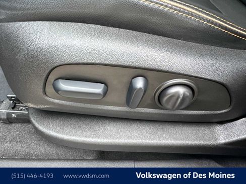 Used 2022 GMC Terrain AT4 w/ Infotainment Package II image 24