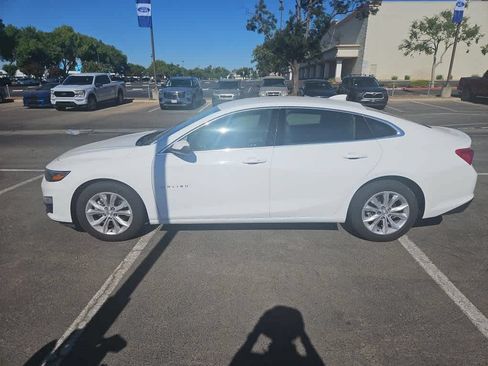 Used 2024 Chevrolet Malibu LT FWD image 4
