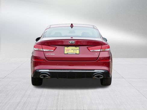 Certified 2019 Kia Optima S image 6
