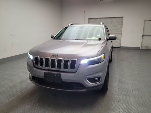 Used 2019 Jeep Cherokee Limited image 15