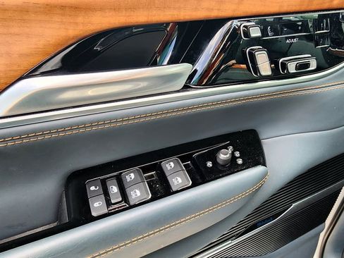 Used 2024 Jeep Grand Wagoneer L Series III w/ Rear Seat Video Group 1 image 21