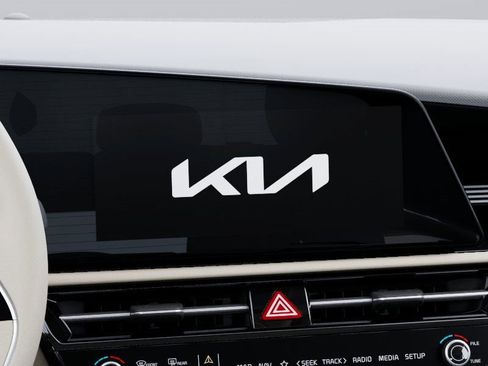 New 2025 Kia Niro Wave w/ Wave Preserve Package image 20