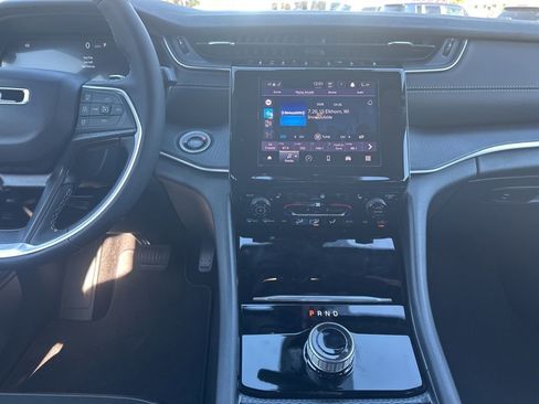 New 2025 Jeep Grand Cherokee Altitude w/ Trailer Tow Package image 17