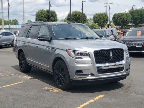 Used 2024 Lincoln Navigator Black Label AWD/4WD image 1