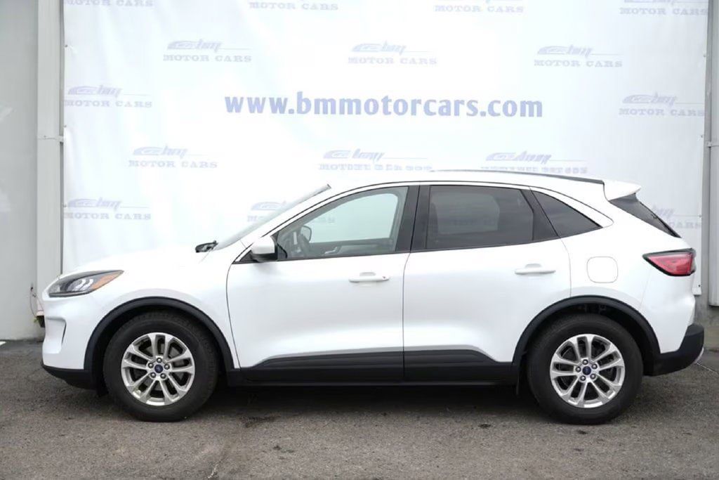 Used 2020 Ford Escape SE FWD image 8