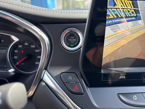 New 2025 Chevrolet Blazer LT w/ Midnight/Sport Edition image 18